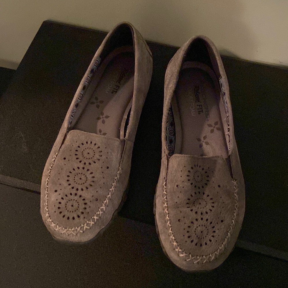 Skechers memory foam flats / loafers